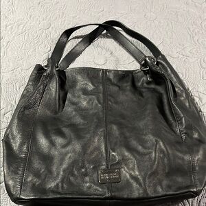 Kenneth Cole Reaction Black Leather Shoulder Bag